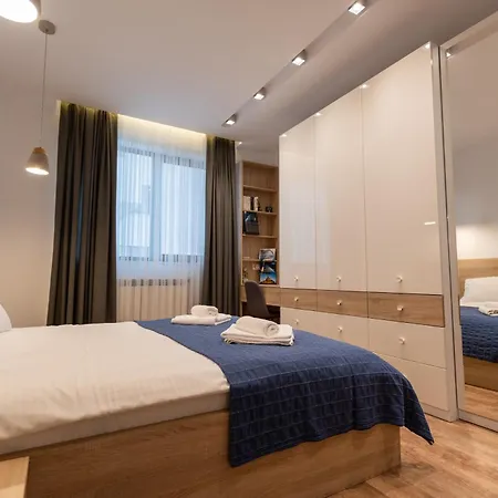 아파트 Spacious, Free Parking, 3min Beach, Flora Panorama 부르가스