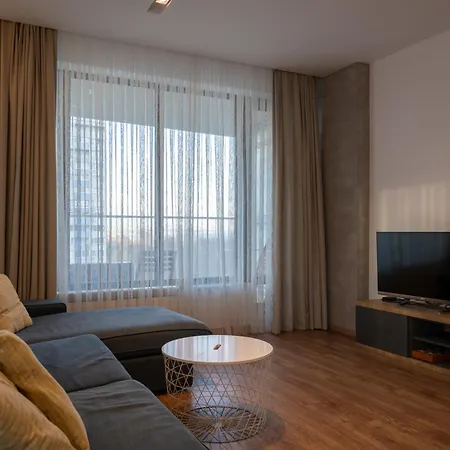 Spacious, Free Parking, 3min Beach, Flora Panorama * Burgas Stad