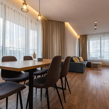 Spacious, Free Parking, 3min Beach, Flora Panorama Appartement
