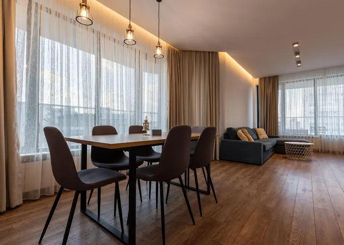 شقة Spacious, Free Parking, 3min Beach, Flora Panorama *