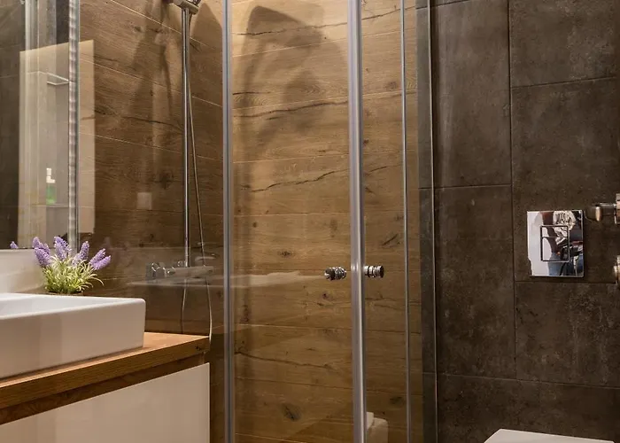 Spacious, Free Parking, 3min Beach, Flora Panorama * Burgas