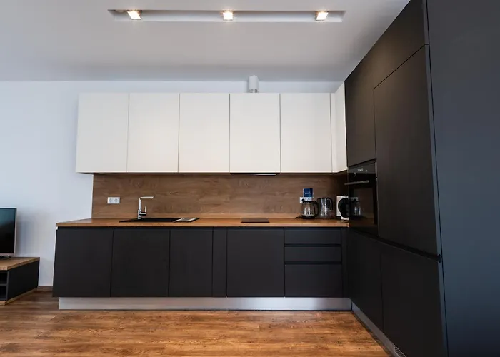 Apartman Spacious, Free Parking, 3min Beach, Flora Panorama Burgasz